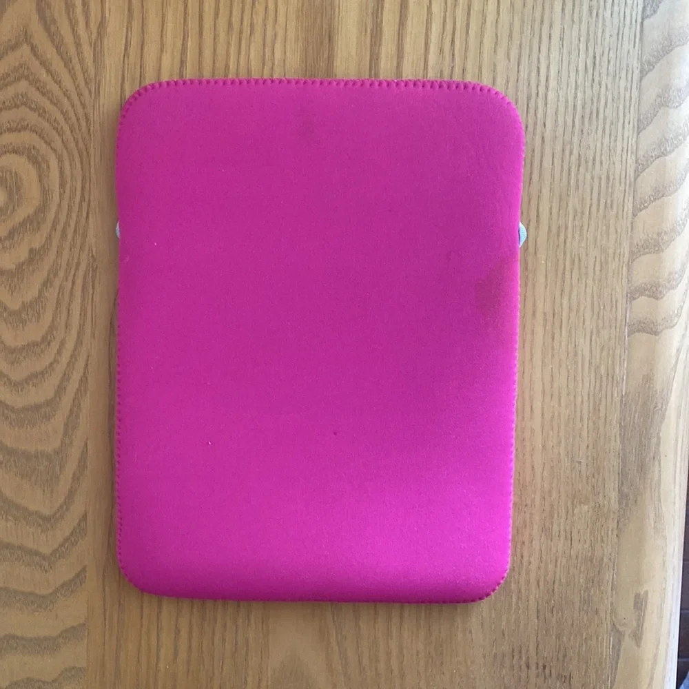 Hello Kitty tablet case - Picture 2 of 6